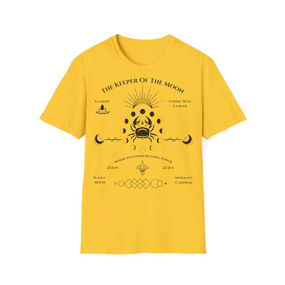 The Keeper of the Moon(Cancer)T-Shirt